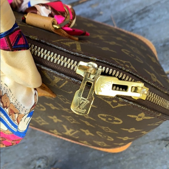 💯 Authentic Louis Vuitton Alma Monogram - Picture 4 of 16